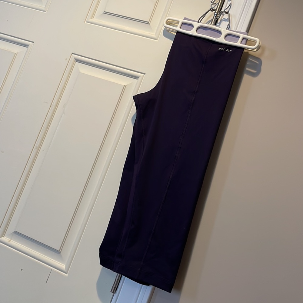 Nike Pro Dri Fit Leggings - LIKE NEW